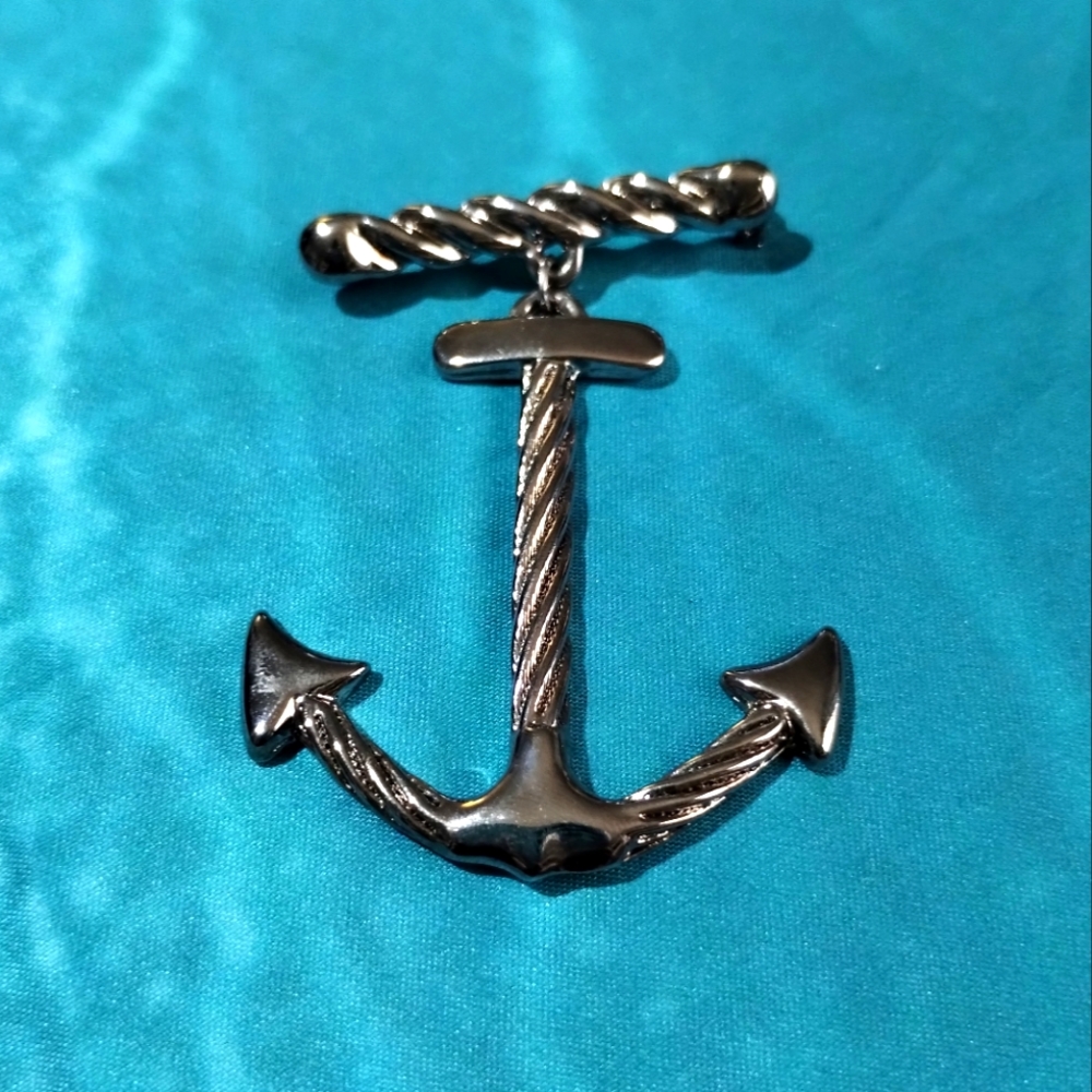 Gunmetal Anchor Brooch